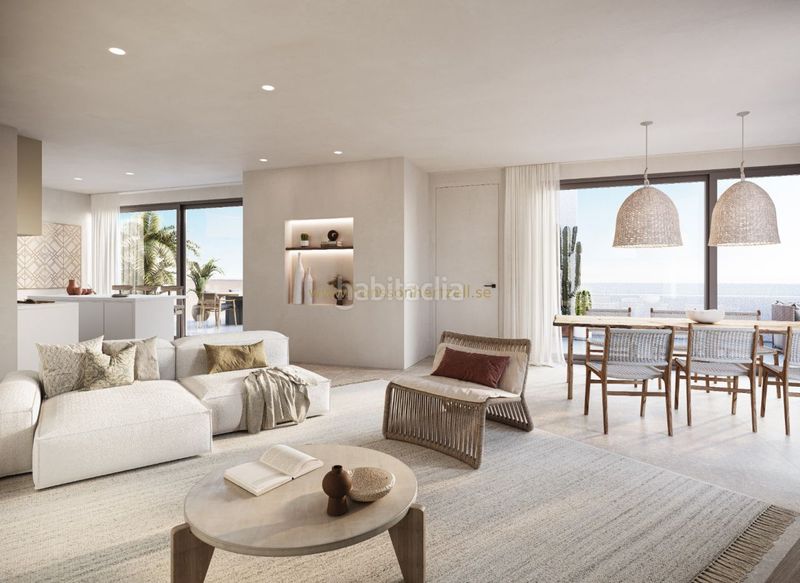 Foto d552cc0e-fee2-4186-9ff1-e0021d051a33. Apartament amb aparcament a Ensanche-Diputación Alicante