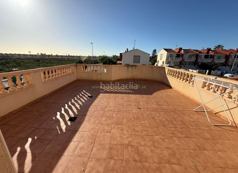 Foto 10de4919-da5c-4d1f-a4e8-04995e8ced50. Casa amb calefacció a El Acequión Torrevieja