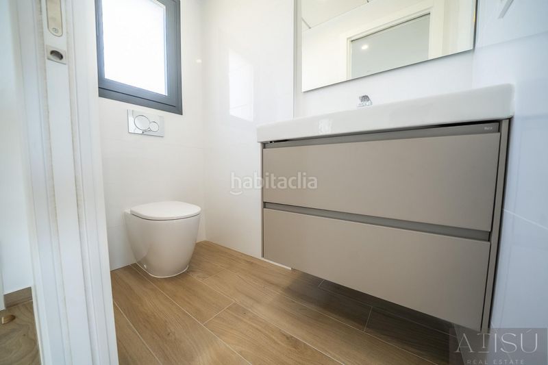 Foto aaccd9bc-ace7-4765-857c-f2d345b7304c. Chalet villa en Algorfa