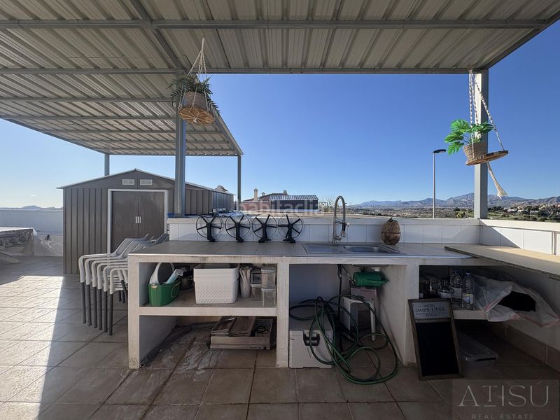 Foto a90608a2-86f2-4872-a23e-148ccc2e4fa9. Casa aparellada amb aparcament piscina a Centro Mutxamel