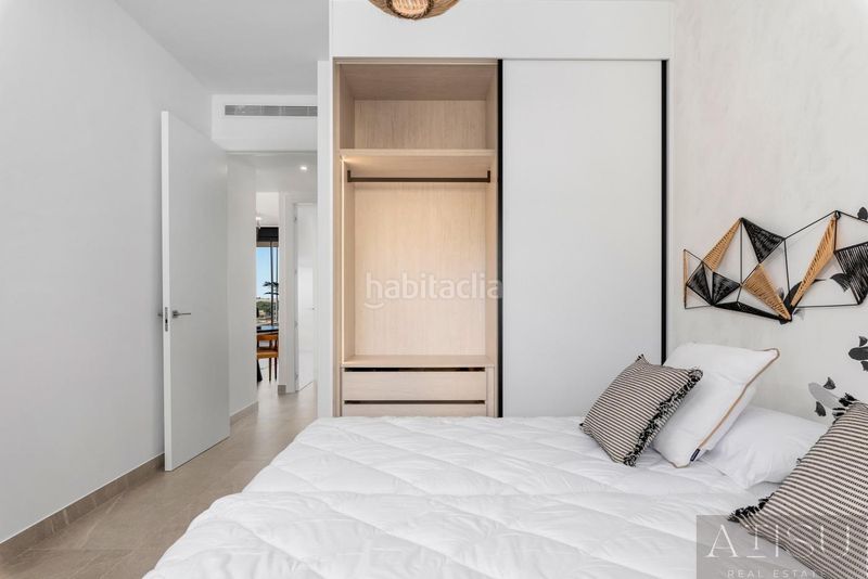 Foto d4d4d48d-ae41-4dbd-8943-6b1f096edbc6. Apartament amb piscina a Benijófar