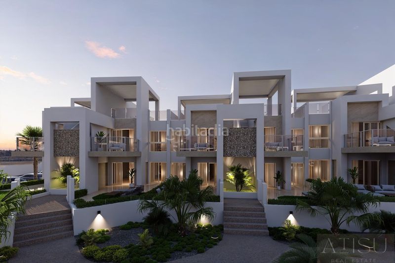 Foto e47256e4-3248-4704-a983-d4838b646f0a. Casa amb piscina a Rojales