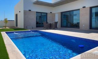 Casa a Daya Nueva. Daya nuevacasa