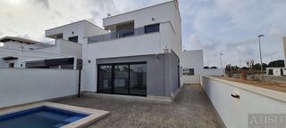 Xalet a Villamartín-Las Filipinas. Orihuela costavilla