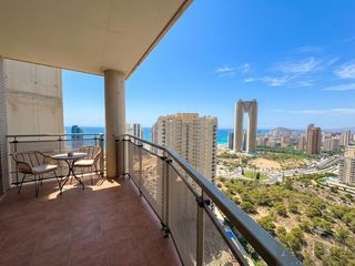 Location Appartement  Presidente alfonso suarez. Benidormpiso