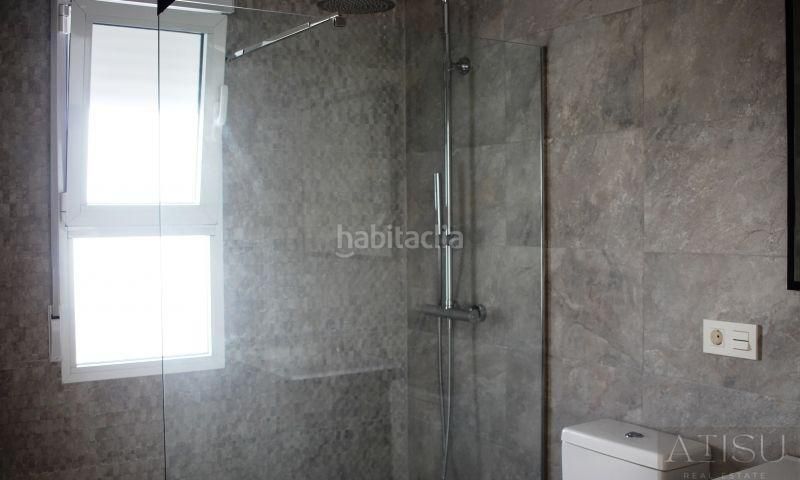 Foto bb0f35ad-fa36-4a10-8b0d-6f40a57c2e99. Xalet amb piscina a Romana (la)