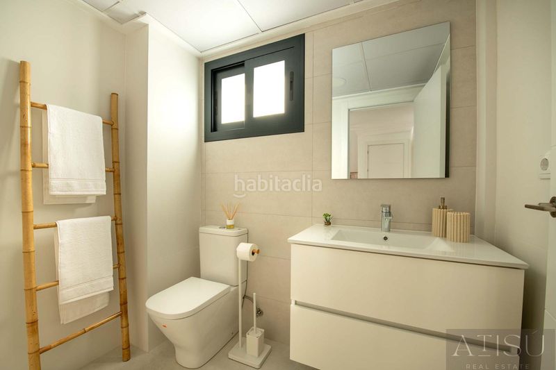 Foto 6d9036dc-28df-401d-9d20-c960c06f1483. Chalet villa en Cox