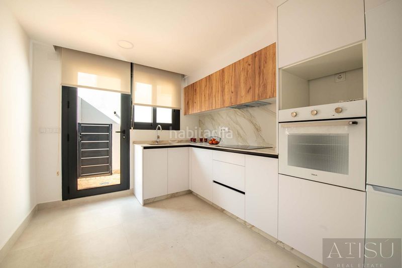 Foto bb5addad-d5bb-4340-b9f2-c05ce35995f0. Chalet villa en Cox