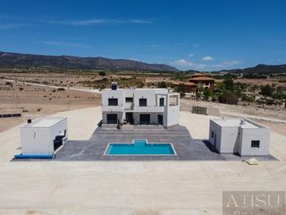 Xalet a Pinoso. Pinosovilla
