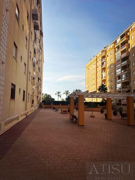 Foto bc1d4be0-dbfc-494f-8522-17ca592dcb32. Pis amb calefacció aparcament piscina a Platja de Vila Joiosa Vila Joiosa (la)