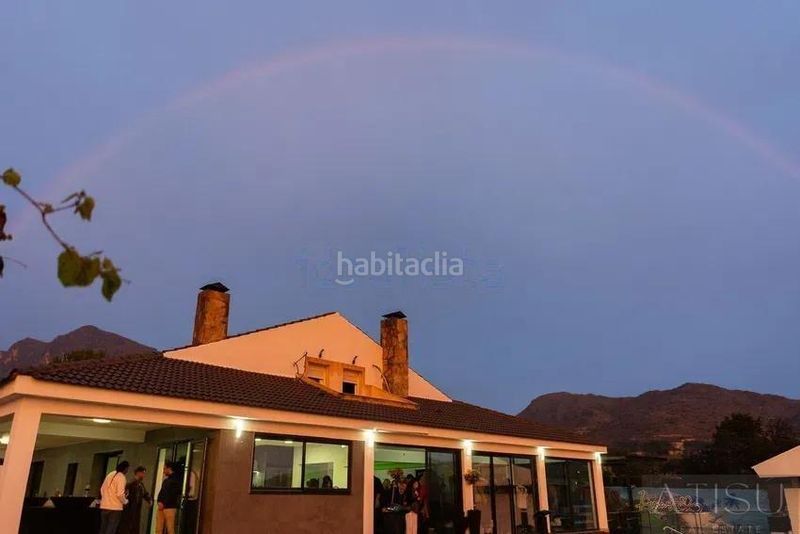 Foto 4bfdcb5d-5219-4c74-a365-2874c1a37d67. Casa amb piscina a Busot