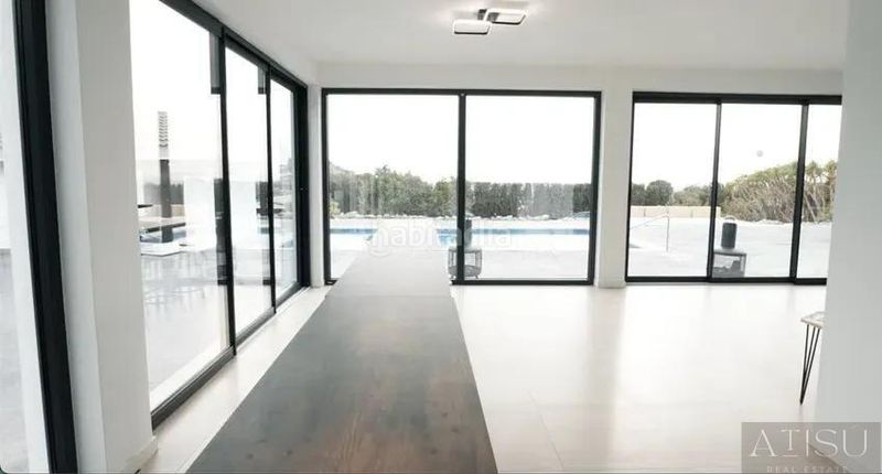 Foto b92e4d5f-c7ee-4635-9b87-291a442d8de7. Casa amb piscina a Busot