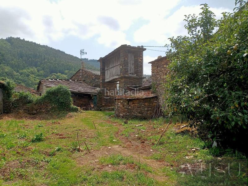 Foto 58d55a59-d52a-4fee-b102-1377b858c055. Masia a vides a Pontenova (A)