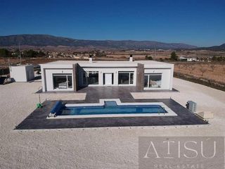 Chalet in Pinoso. Pinosovilla