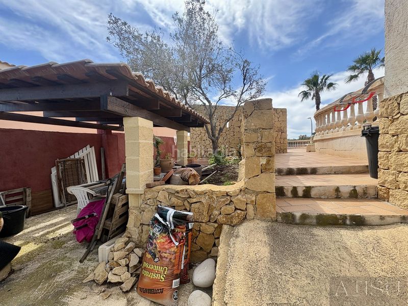 Foto 1a8fa238-d650-4e39-8729-e4f740b62f9f. Casa amb aparcament piscina a Pueblo Español-Coveta Fumá Campello (el)