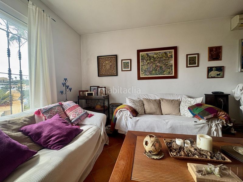 Foto 927997e5-bb50-4711-811f-a5c765b6fd97. Casa amb aparcament piscina a Pueblo Español-Coveta Fumá Campello (el)