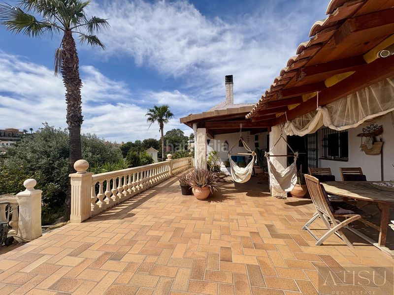 Foto a55f72d7-3584-4b33-b57f-80ee9e2315ea. Casa amb aparcament piscina a Pueblo Español-Coveta Fumá Campello (el)