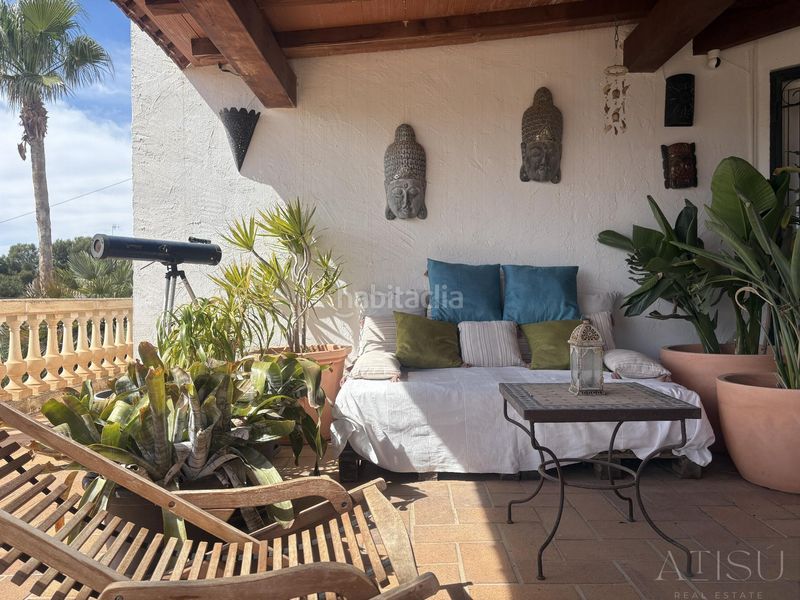 Foto b4b326c4-aa9a-44bc-af3b-59fe7007b87d. Casa amb aparcament piscina a Pueblo Español-Coveta Fumá Campello (el)