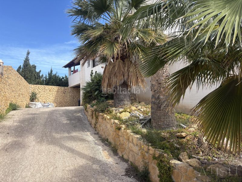 Foto ce78db27-e7aa-484e-b3fd-b8486a407659. Casa amb aparcament piscina a Pueblo Español-Coveta Fumá Campello (el)