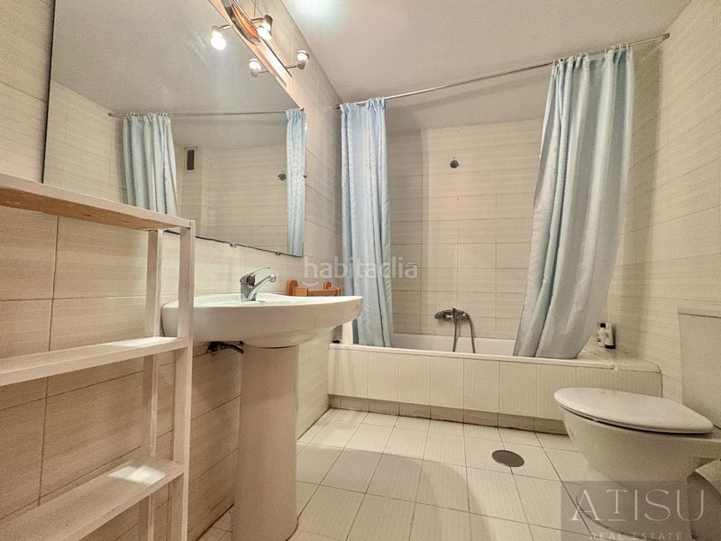 Foto 9b9a5313-9863-492f-ac91-befce9cea142. Apartament amb aparcament piscina a Campello Playa Campello (el)