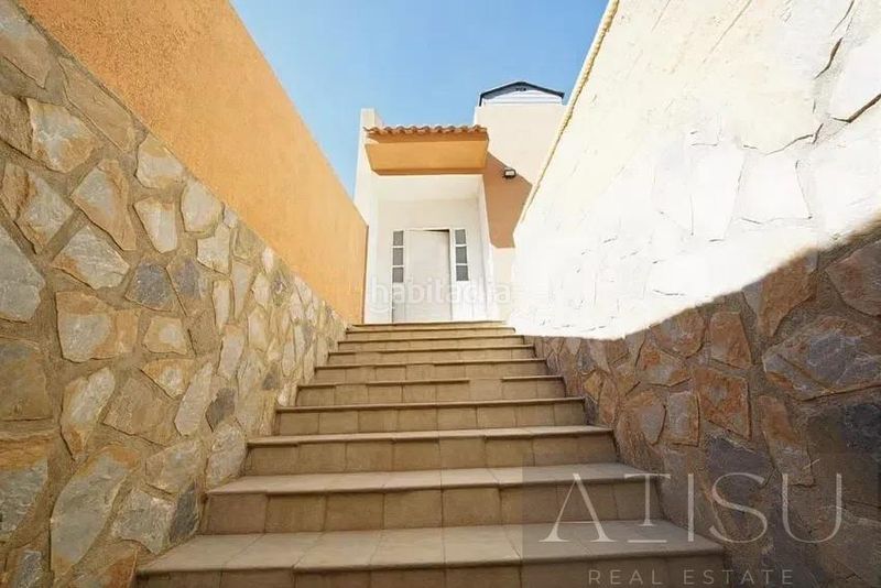 Foto 883c2d84-78ce-478d-9d07-5ac899f00bb3. Apartament amb aparcament piscina a Pueblo Acantilado-Lanuza Campello (el)