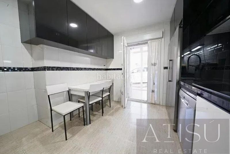 Foto a99c2a5c-98df-4770-bcb1-8a767767d752. Apartament amb aparcament piscina a Pueblo Acantilado-Lanuza Campello (el)