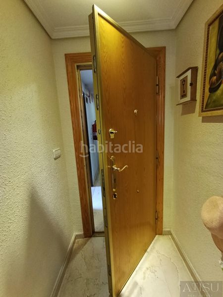 Foto 161aaab9-5ed8-4d70-a4a2-a6879890c674. Pis amb calefacció aparcament a Playa Poniente Benidorm