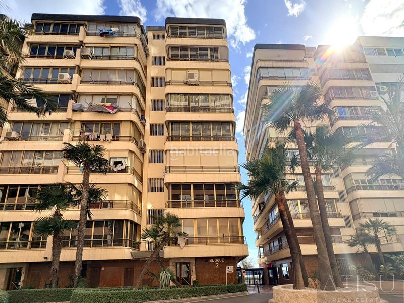 Foto 2a6a7ed5-94db-4638-9779-861bdecb500a. Rent flat with heating parking pool in Playa Poniente Benidorm