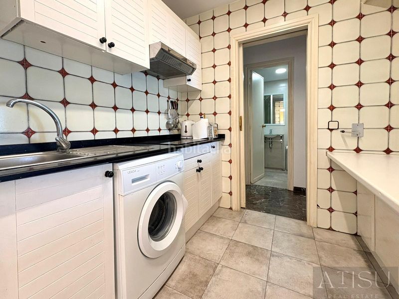 Foto 95b66e2f-d422-4f90-ba95-090f936ae556. Rent flat with heating parking pool in Playa Poniente Benidorm