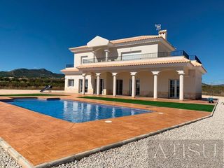 Chalet in Pinoso. Pinosovilla