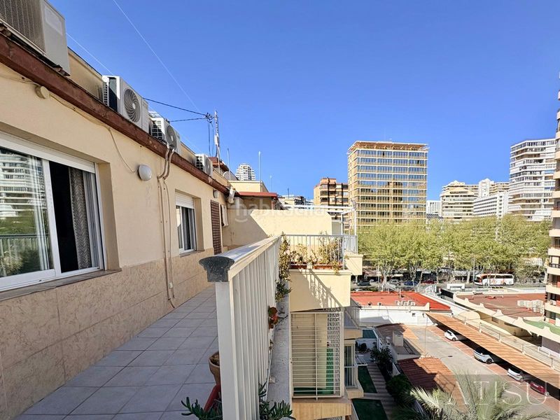 Foto 2b8ff787-fae0-443f-83f8-dea789323141. Ático atico en Playa Levante Benidorm
