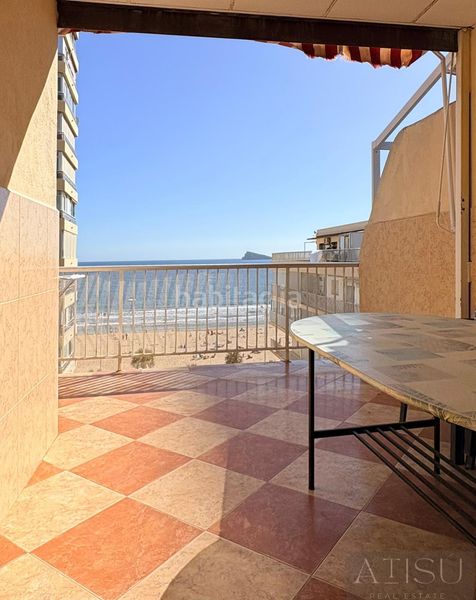 Foto 997d3408-bfa6-44db-8e05-703bcf979848. Ático atico en Playa Levante Benidorm