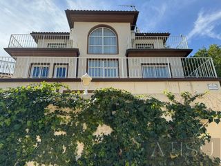Chalet  Pueblo. Callosa d en sarriàvilla