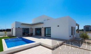Chalet à Daya Nueva. Daya nuevavilla