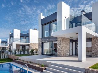 Xalet a Colònia de Sant Pere. Casa  villa de obra nueva de 3 dormitorios con 271m de jardín en