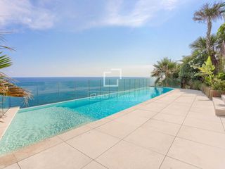 Chalet in El Toro. Casa  villa obra nueva de 4 dormitorios en venta en santa ponsa,