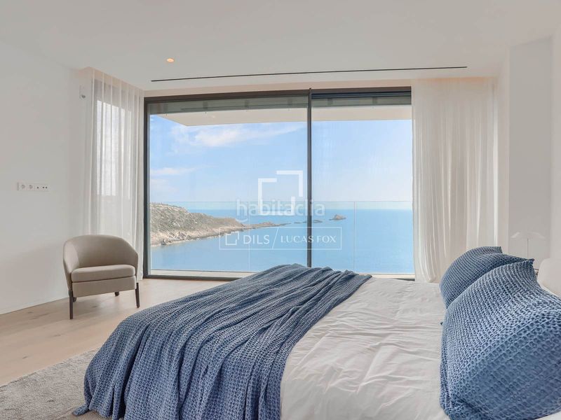 Foto a769bb12-fc56-4436-89b1-2570e9f25796. Chalet casa villa obra nueva de 4 dormitorios en venta en santa ponsa, islas baleares en Calvià