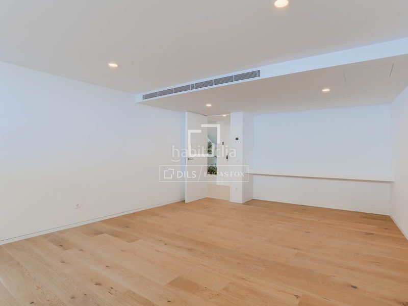 Foto ad40a9f7-99bf-4e90-b761-74f8393ba695. Chalet casa villa obra nueva de 4 dormitorios en venta en santa ponsa, islas baleares en Calvià