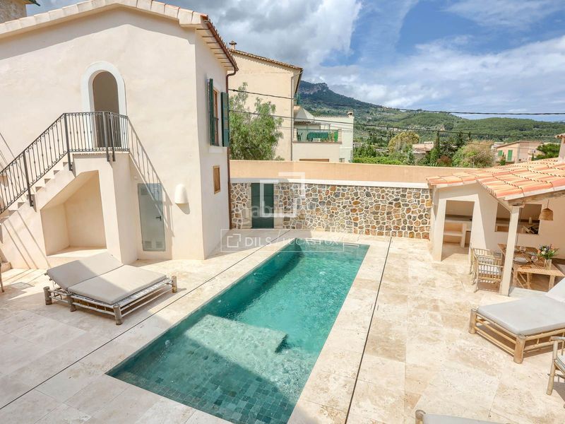 Foto de267ec5-c2a4-495f-bfa2-3796b80eec7a. Xalet amb calefacció aparcament piscina a Sóller