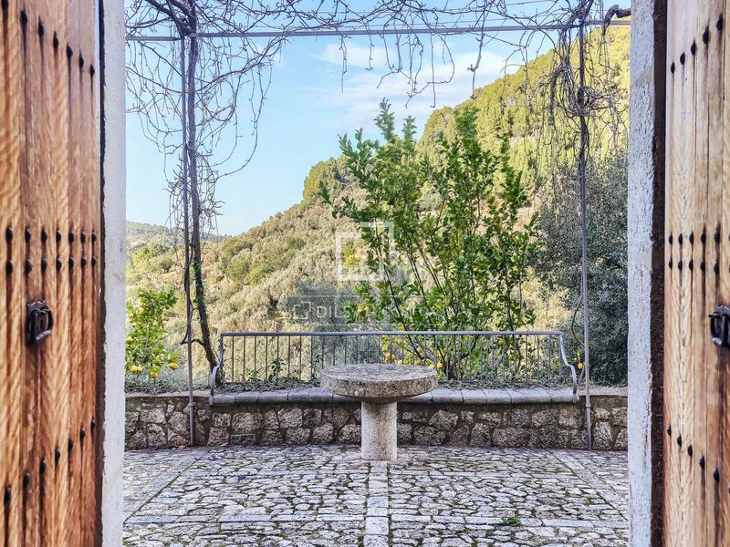 Foto b7df5cd5-f44d-4bbd-8329-b085903de4b8. Masia amb calefacció aparcament a Sóller