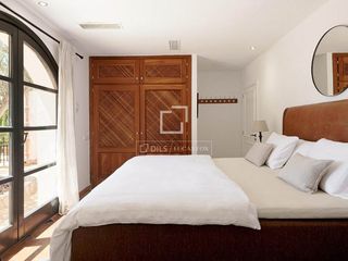 Xalet a Port D´Andratx. Hermosa casa de 6 dormitorios con 285m  terraza en venta en port