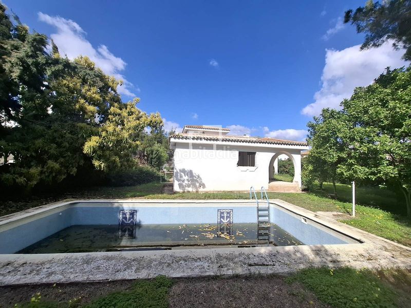 Foto 8b7d625b-9529-41dd-9fc7-6459fc50650a. Xalet amb aparcament piscina a Huerta Belón - Calvario Marbella