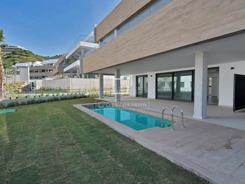 Foto 2f065d2f-bbb0-4ffe-834d-5588946453dd. Pis amb aparcament piscina a Alto de los Monteros Marbella