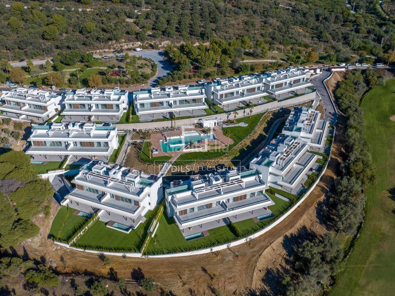 Foto ec413ed4-9003-4391-ac58-1c9c9fde70a2. Pis amb calefacció aparcament piscina a bahía de Marbella Marbella