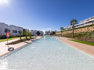 Pis a Bahía de Marbella. Apartamento situado en santa clara homes, marbella este