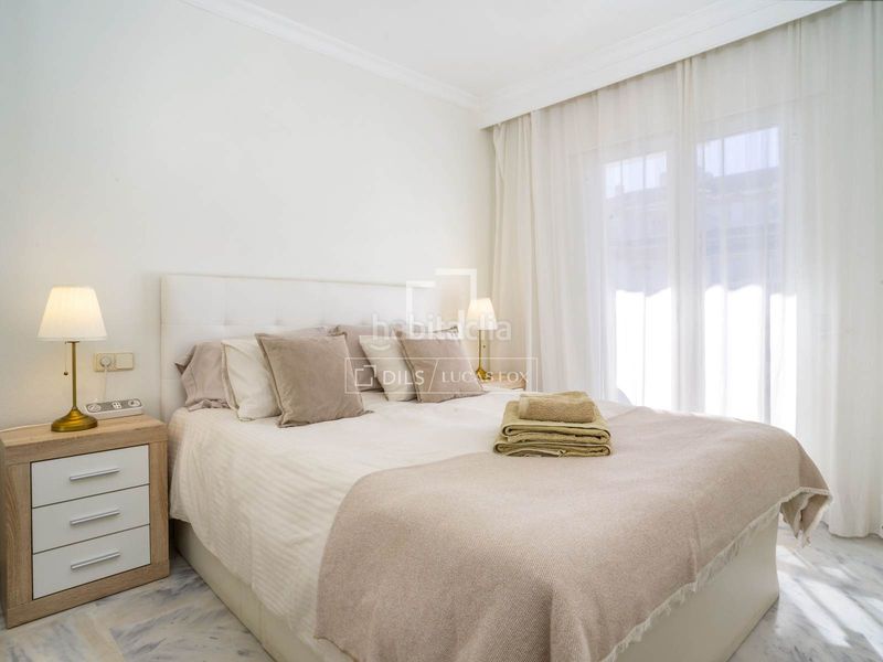 Foto f41dbf7a-2ecf-4116-8840-630033b5e0a7. Pis amb aparcament piscina a La Dama de Noche - La Alzambra Marbella