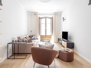 Flat in Gòtic. Piso excelentes de 2 dormitorios en venta en gótico, barcelona
