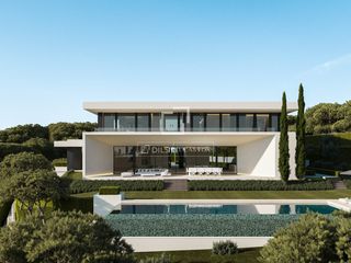 Chalet en Los Arqueros  - Puerto del Almendro. Exclusiva villa situada en la prestigiosa urbanización el bosque