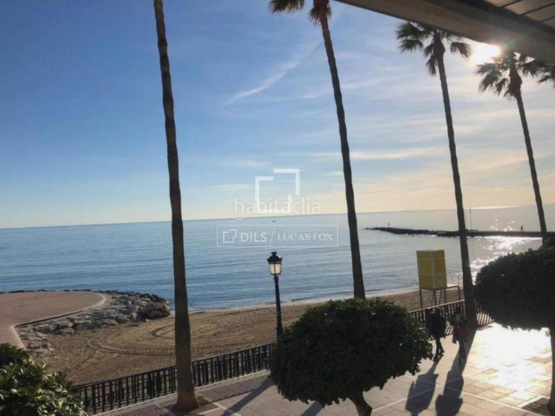 Foto 1088d859-4927-40e5-80e2-c84172958f90. Àtic amb piscina a Playa Bajadilla - Puertos Marbella