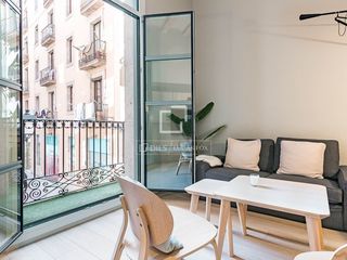 Piso en L´Antiga Esquerra de l´Eixample. Piso excelentes de 4 dormitorios en venta en el born, barcelona